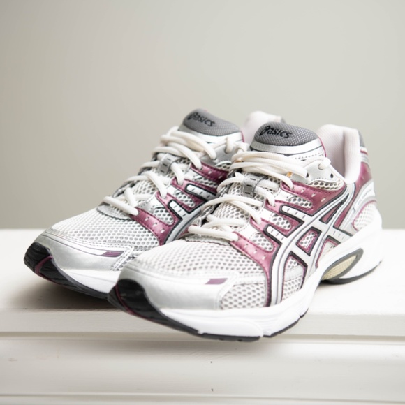 Asics Gel Equation 3 Womens 8.5 Athletic Running Shoes White Purple Asics Shoes - Picture 2 of 7